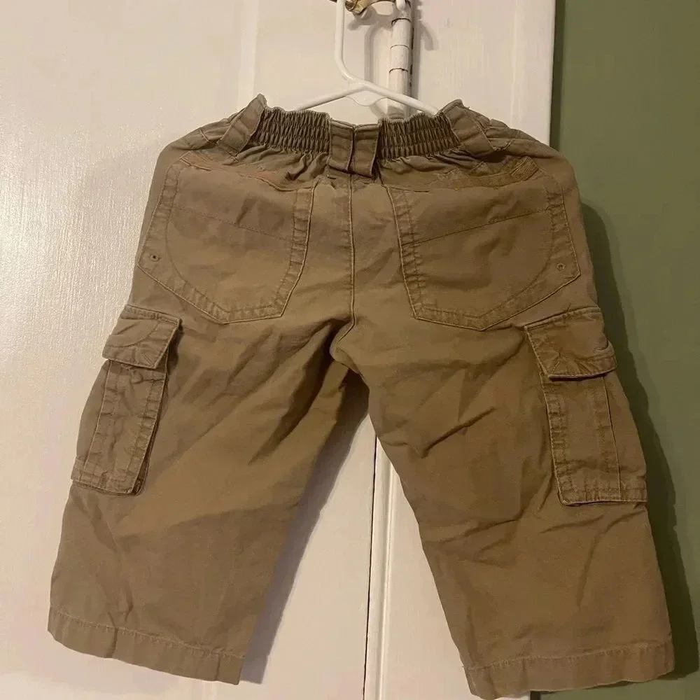 🎉 3/$12 khaki cargo pants. Get 3 $7. 00 items for $12.00